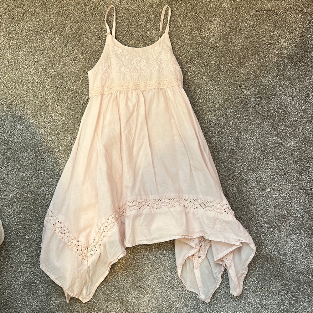 Tahari girls handkerchief dress (4T)